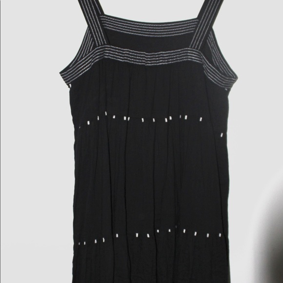 Old navy black sundress - Picture 6 of 7